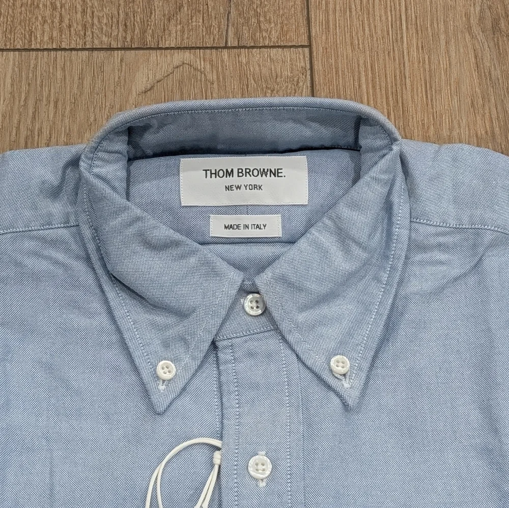 $490 Mens THOM BROWNE Classic Dress Shirt Light Blue 2 - Medium - Picture 2 of 8